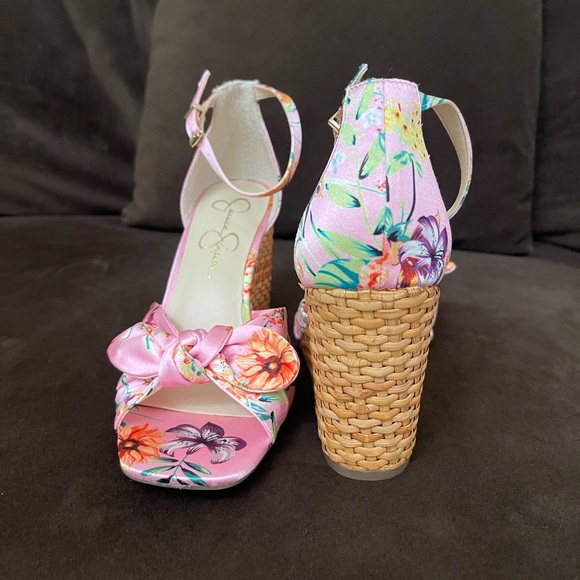 Jessica Simpson wedge - Picture 4 of 6